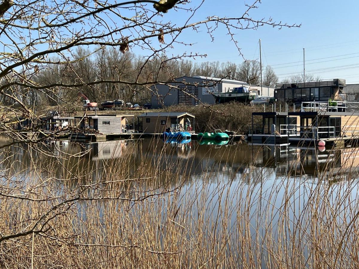 Hausboot Resort Nordseekueste Wilhelmshaven Exteriör bild